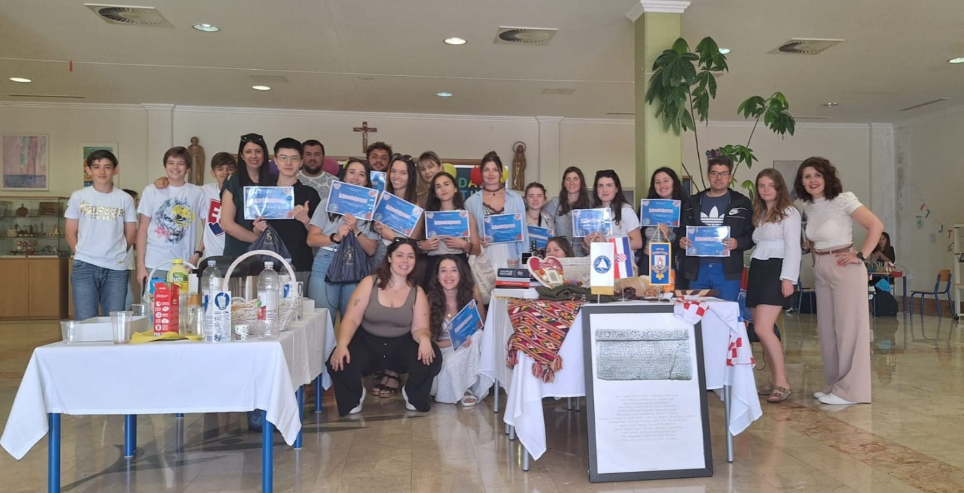 Europa u gostima: Katolička škola ugostila 28 govornika iz 17 europskih država