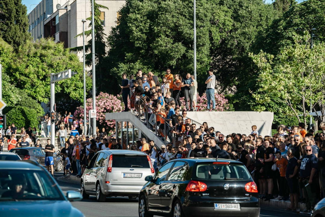 Šibenik dočekao svoje heroje u narančastom: 'Carević ostaje, sezona time završena'