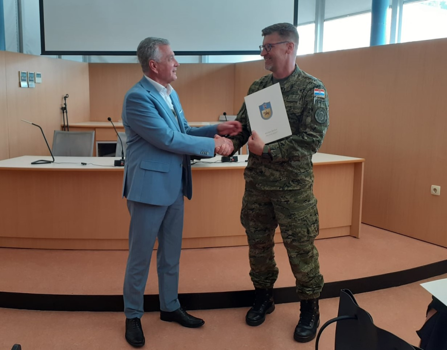 Burić i Jelić primili polaznike Ratne škole 'Ban Josip Jelačić'