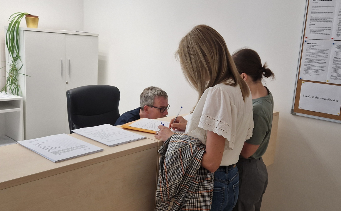 Maturant si i želiš raditi preko ljeta? Učlani se u student servis SC-a Šibenik