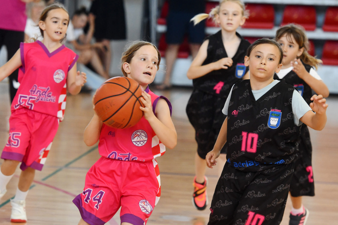 Turnir Akademije Anđa Jelavić: Nagrade uručile hrvatske reprezentativke 