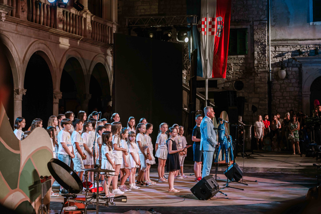 Otvoren 64. MDF: 'Šibenska djeco, cijenite što imate i ne skidajte osmijeh s lica'