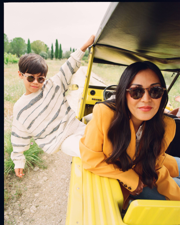 Trendi sunčane naočale IZIPIZI pronađite u trgovini M.A.G.-D.D.! 