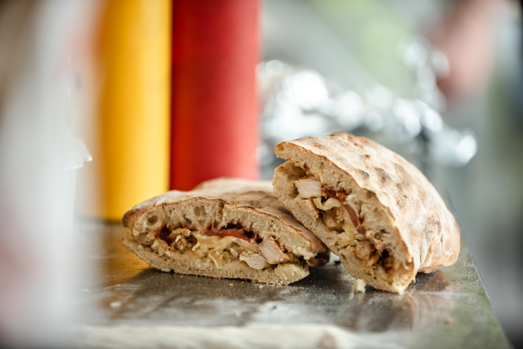 Naručite slasna jela iz Food Studija