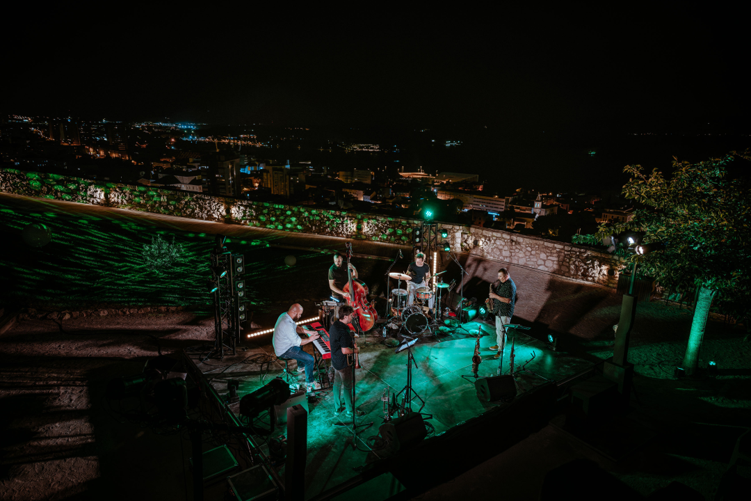 Jazz s istarskim predznakom na tvrđavi Barone uz Robert Mikuljan Quintet 