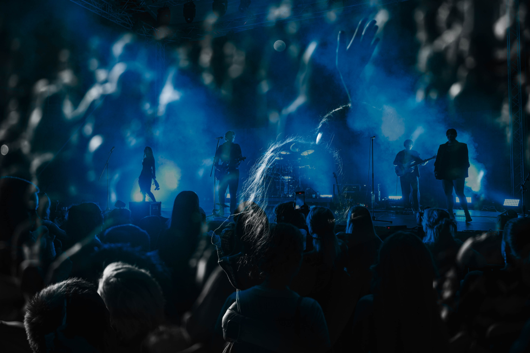 Silente ‘pronašli način’ i raspjevali rasprodanu tvrđavu sv. Mihovila 