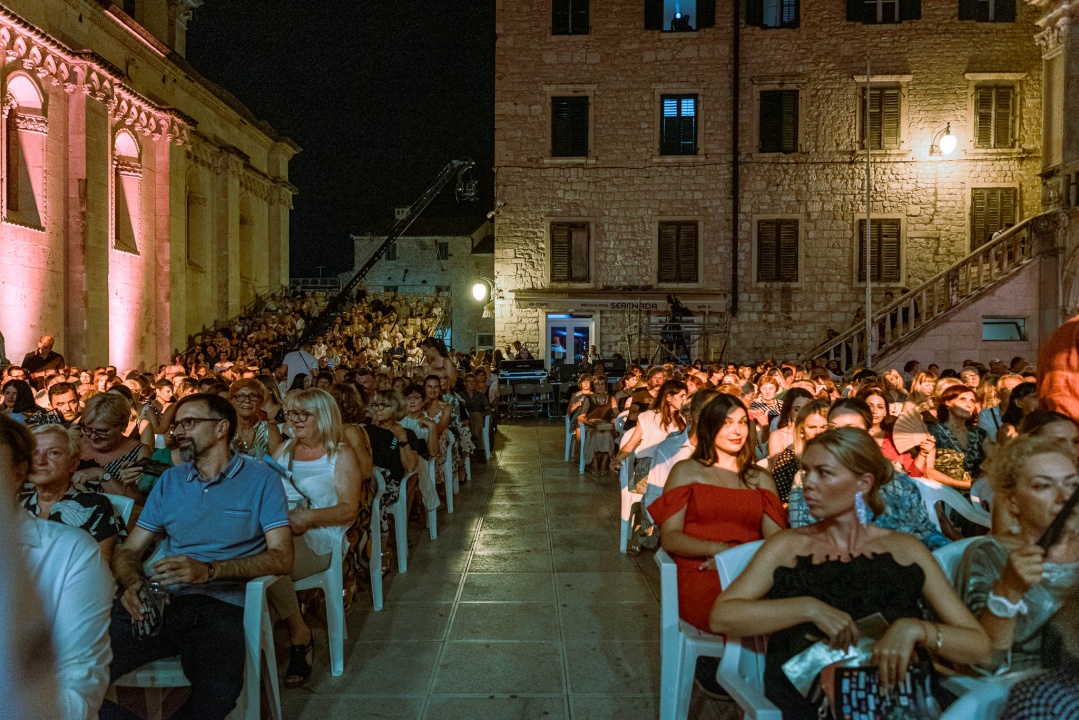 Duška Brčić-Šušak pobjednica Večeri dalmatinske šansone, Ibrica Jusić dobio nagradu za životno djelo