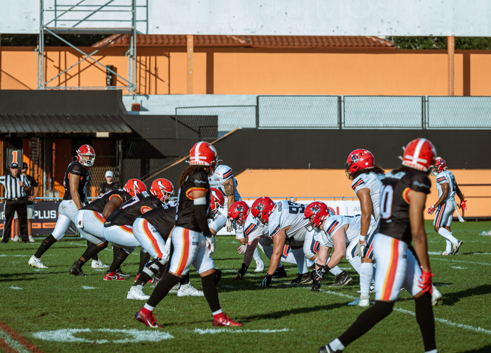 Američki nogomet na Šubićevcu vizualno zanimljiv, rezultatski ne: Madrid uvjerljiv protiv Hamburga