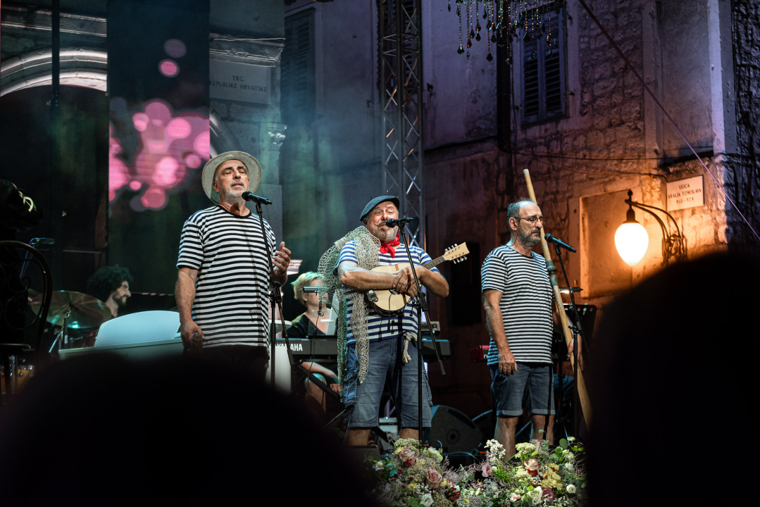 Duška Brčić-Šušak pobjednica Večeri dalmatinske šansone, Ibrica Jusić dobio nagradu za životno djelo