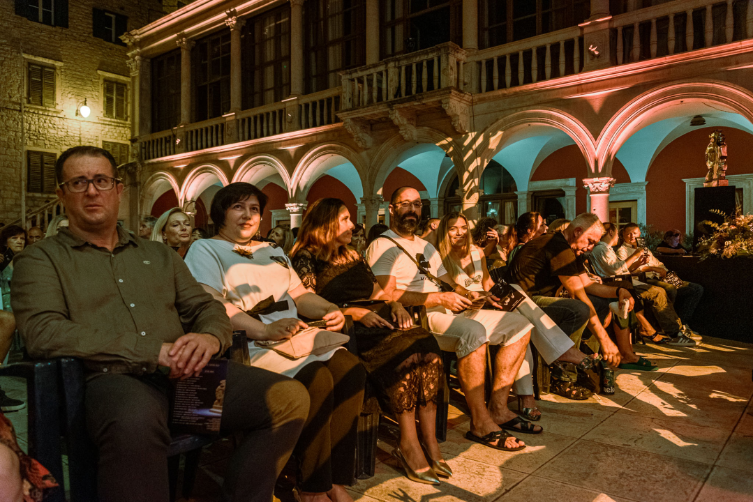 Duška Brčić-Šušak pobjednica Večeri dalmatinske šansone, Ibrica Jusić dobio nagradu za životno djelo