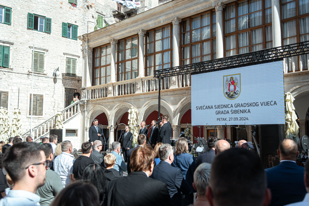 Ivica Tucak dobio nagradu za životno djelo Grada Šibenika: 'Ovo puno znači'