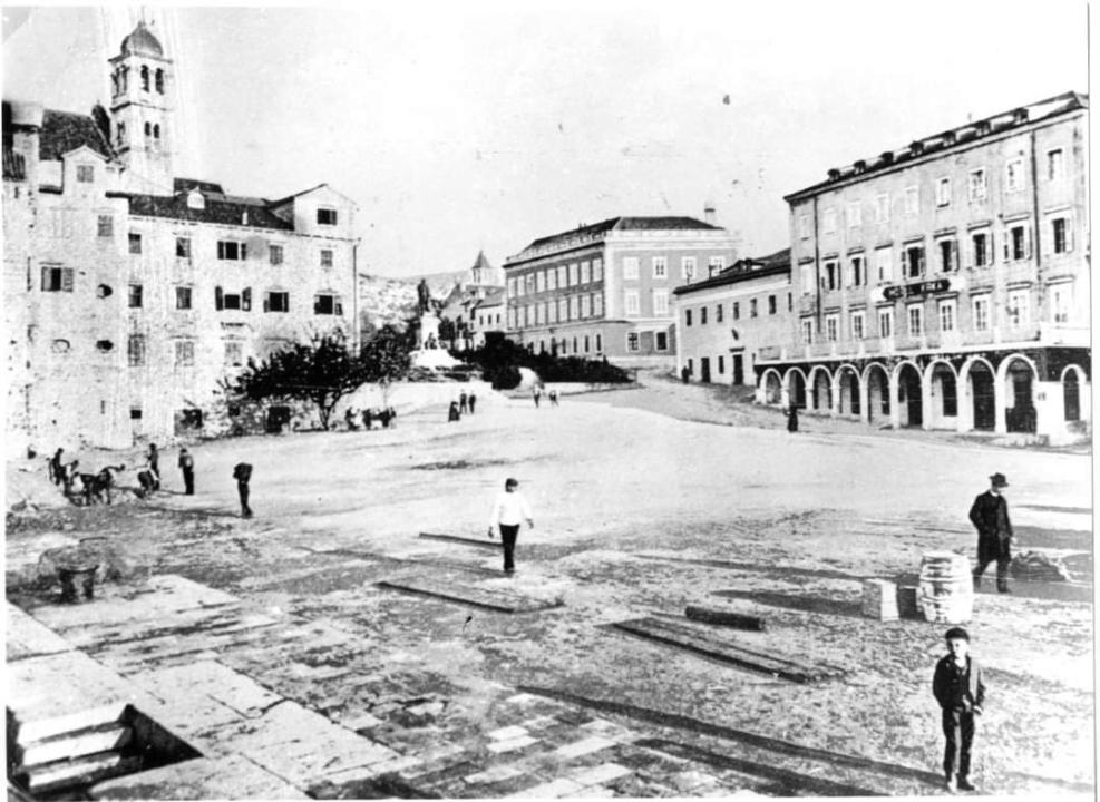 Neizvjesna sudbina: Prodaje se hotel Krka na šibenskoj rivi