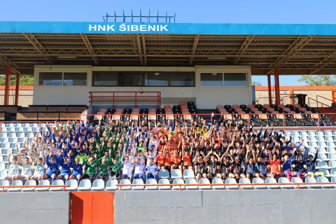 Dječaci Lokomotive i djevojčice iz Stankovaca pobjednici nogometnog turnira na Šubićevcu