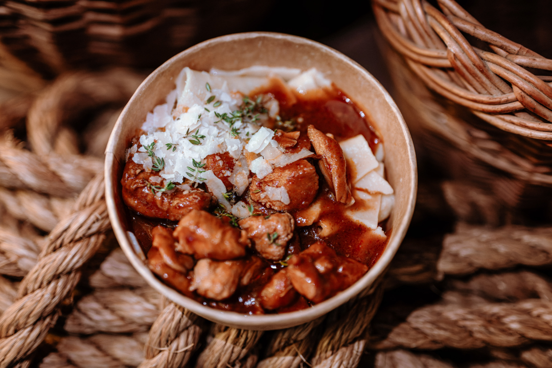 Održana druga eno-gastro manifestacija po redu 'Taste like... Skradin, Drniš, Bilice': Tradicionalna jela na moderan način