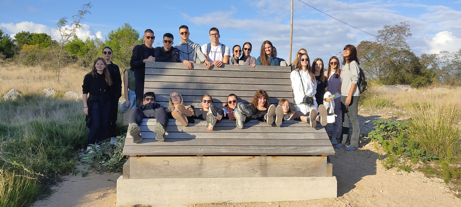 Učenici Medicinske škole laboratorij zamijenili šetnjom