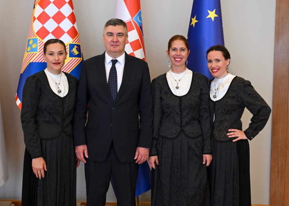 Šibenski 'Kolaši' u posjetu predsjedniku Milanoviću