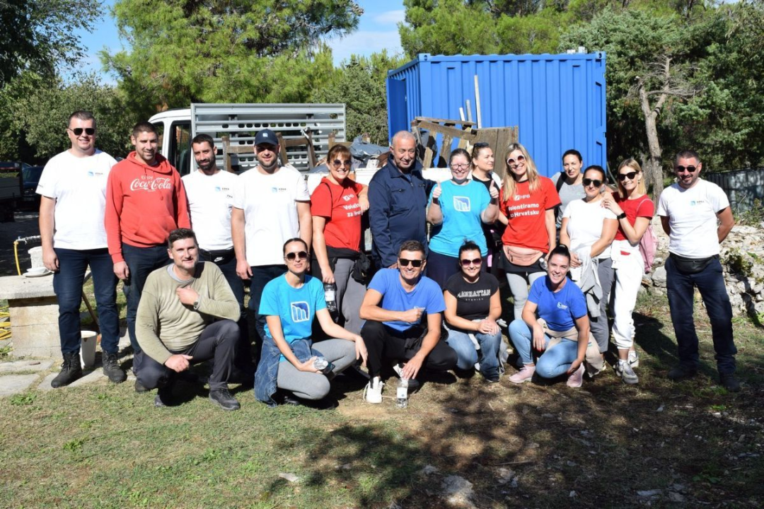 Zelena čistka: NP Krka svojim primjerom produbljuje svijest o važnosti očuvanja okoliša i prirodnog bogatstva