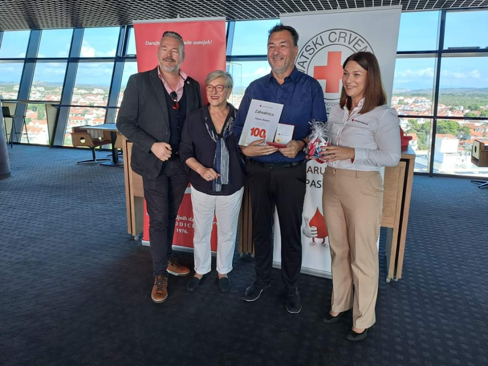 Vodičani Robert Pašara i Slavko Minčić po sto puta darovali krv