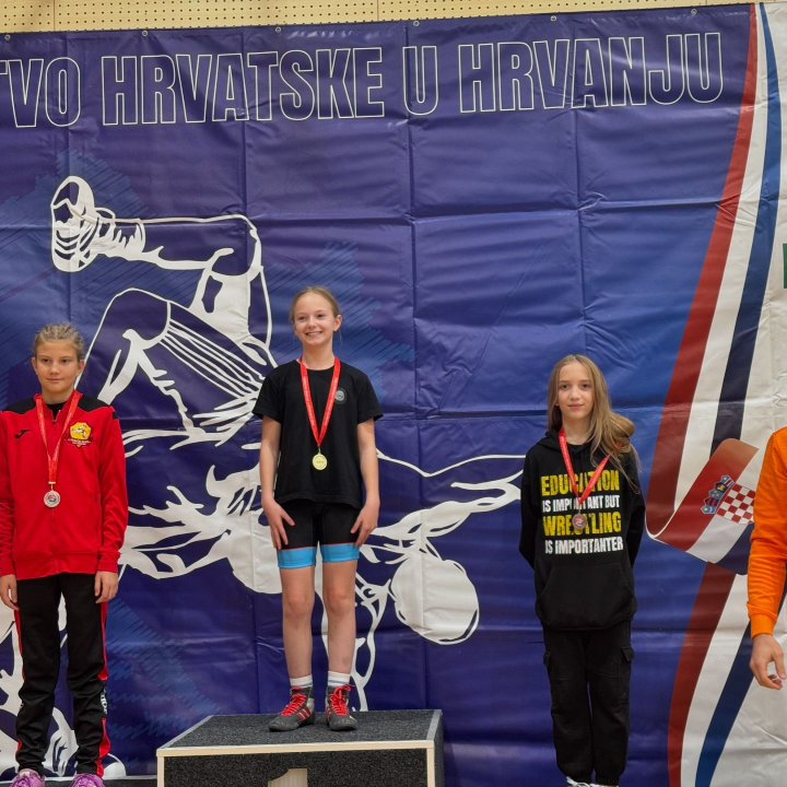 Hrvač Šibenika Ivan Shapovalov prvak Hrvatske u slobodnom stilu, Marta Mateja Višnjić brončana