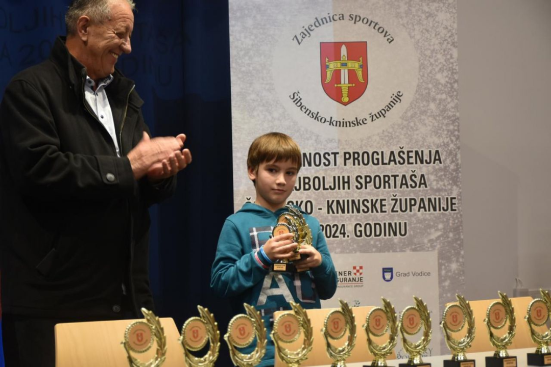 Ne propustite odličnu božićnu ponudu u novoj A1 poslovnici!