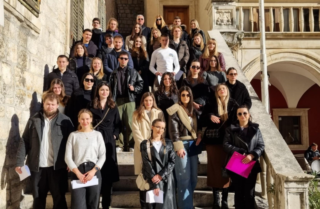 Šibenski studenti potpisali ugovore o stipendiranju. Njih 40 primat će 180 eura mjesečno