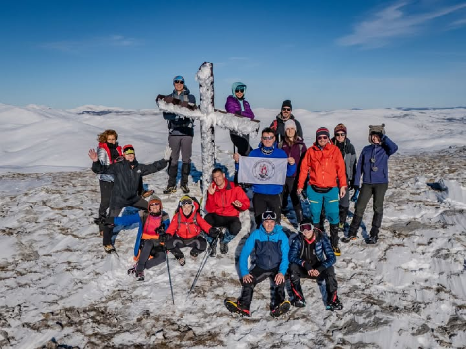 Članovi HPK-a sv. Mihovil pokazali kako zima na Dinari donosi posebnu čaroliju