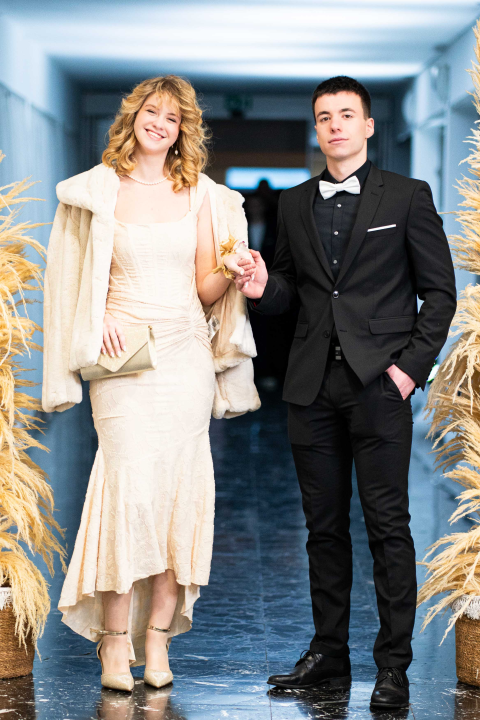 Zavirite na blještavi maturalni ples Turističko-ugostiteljske škole Šibenik (1)