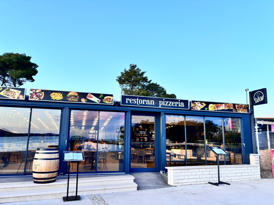 FOTO Ne propustite nezaboravnu večer uz Tamburaški sastav Neverin u restoranu Šarm!