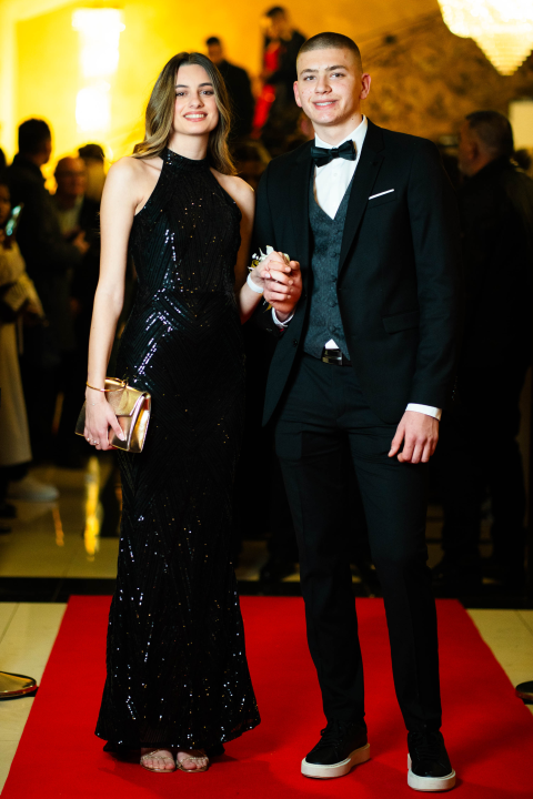 FOTOGALERIJA Zavirite na blještavi Maturalni ples Ekonomske škole (1)