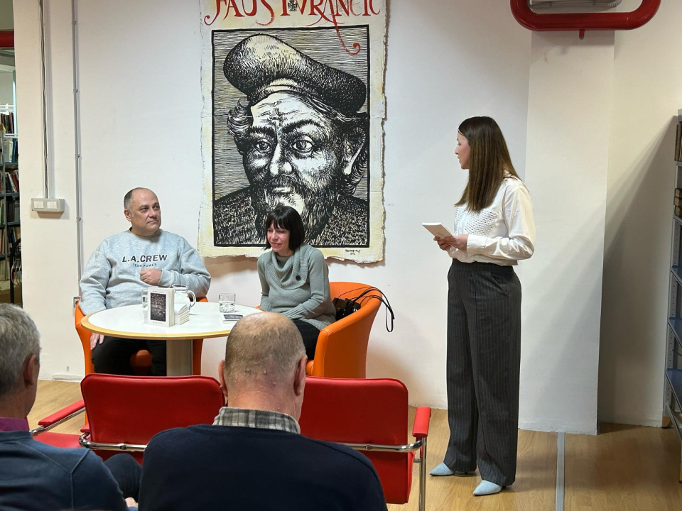 Haiku po šibenski: Aljoša Vuković predstavio svoju novu zbirku pjesama 'Šiboku'