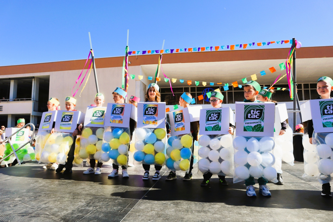 Vesela atmosfera: Velikoj maškaranoj povorci u Kninu pridružili se svi uzrasti