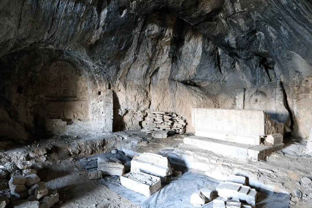 Jedna od najneobičnijih crkvi u Hrvatskoj nalazi se u Šibenskom kanalu