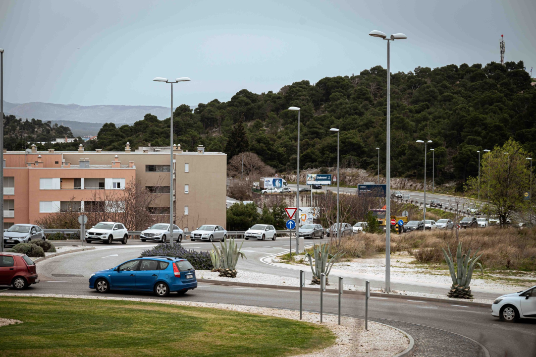 Kolone u gradu i okolici