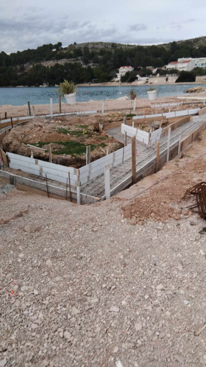 Zabrinuti mještani Žaborića upozoravaju na građevinske radove uz more, Grad Šibenik reagirao 