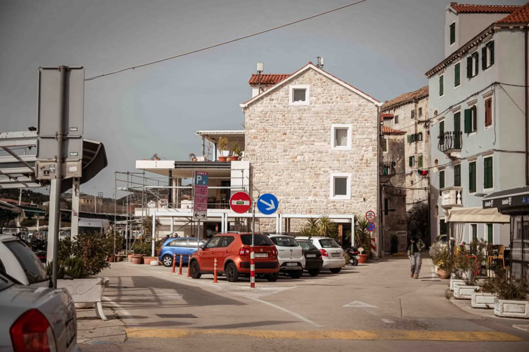 Dolac – povijesna duša Šibenika s mediteranskim šarmom