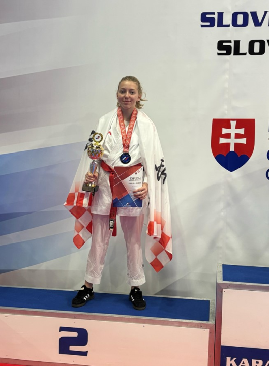 Gabrijela Grubelić iz Karate kluba Okit srebrna na Grand Prix Slovakia