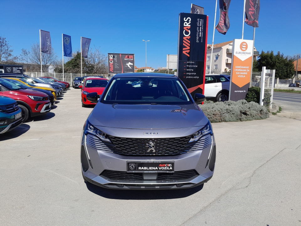 Izdvojeno iz ponude AVIA Cars: Vaša destinacija za kvalitetna rabljena vozila po povoljnim cijenama!