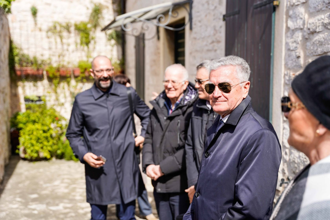 Burić i Mileta u obilasku obnovljenih arhitektonskih detalja u Šibeniku