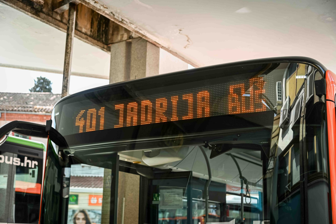 Linija 401 za Jadriju