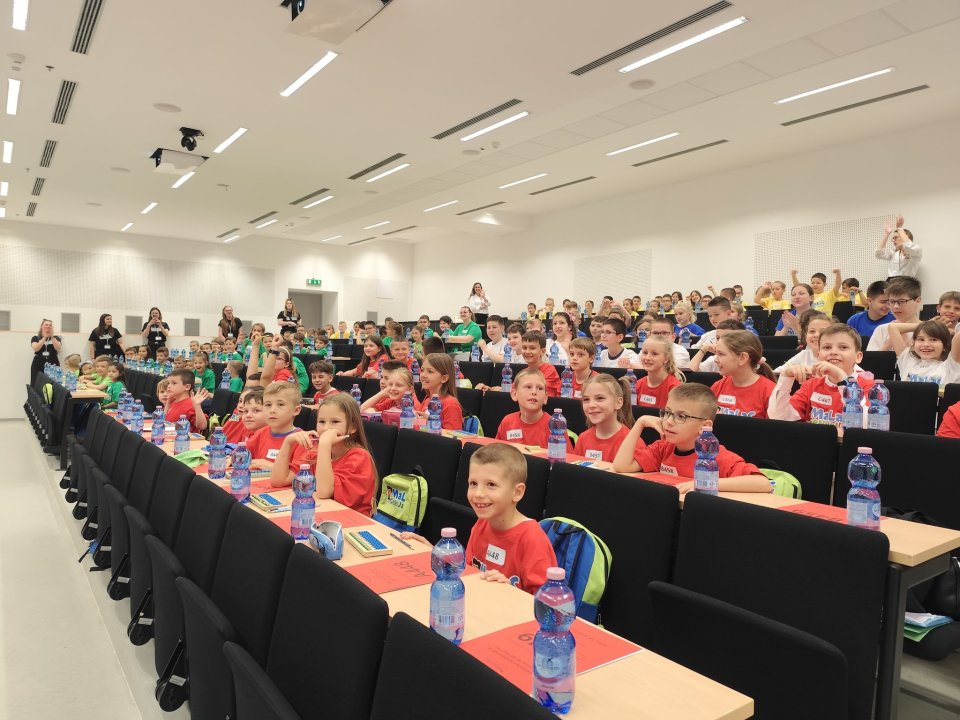 FOTO: Malci Genijalci iz Šibenika rasturili Državno natjecanje iz mentalne aritmetike i matematike