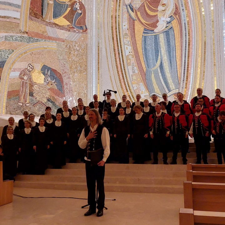 Članovi šibenskog 'Kola' održali koncert u Mostaru