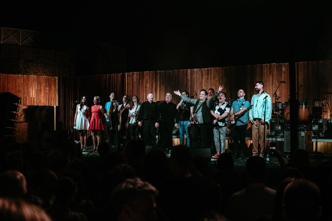 Počelo koncertno ljeto na Tvrđavi sv. Mihovila: Belan proslavio 40 godina karijere i 11 godina pozornice