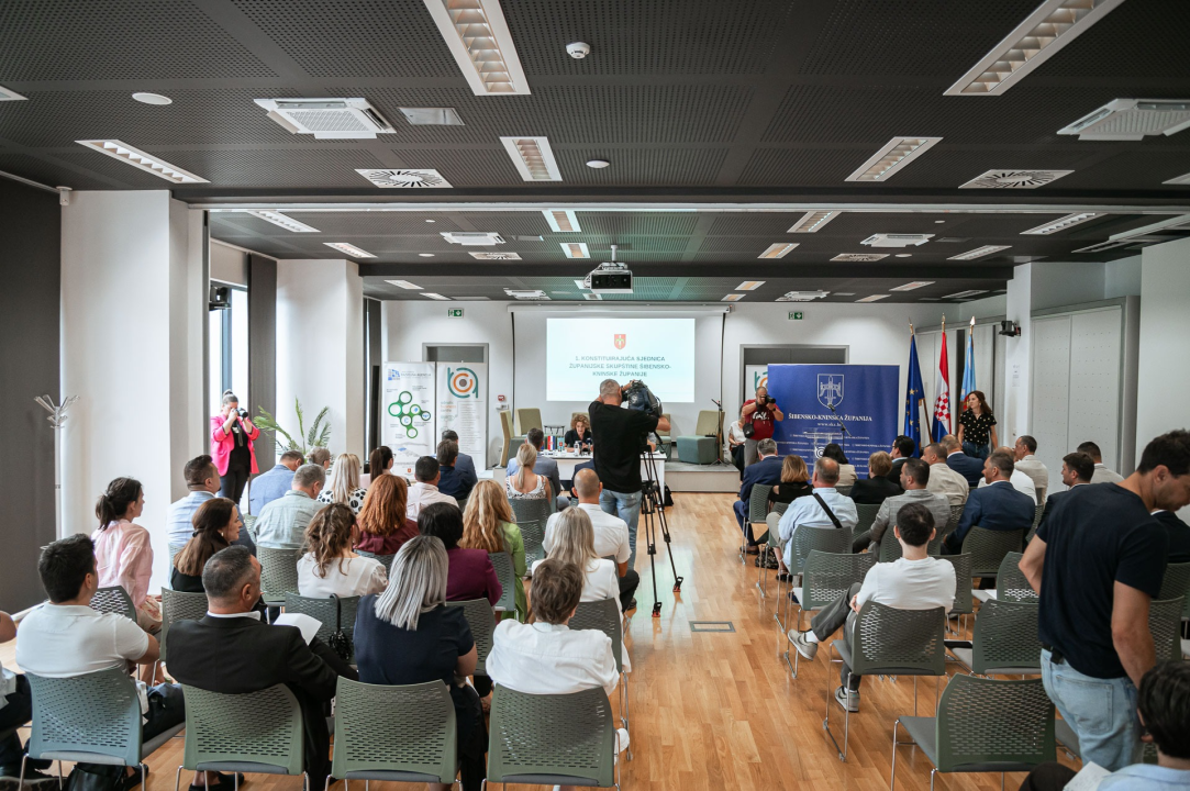 FOTO Ante Galić predsjednik Županijske skupštine, Baranović i Gulam potpredsjednici. Potonjeg Petrina nazvao izdajnikom: 'To je talog i gnjida društva'