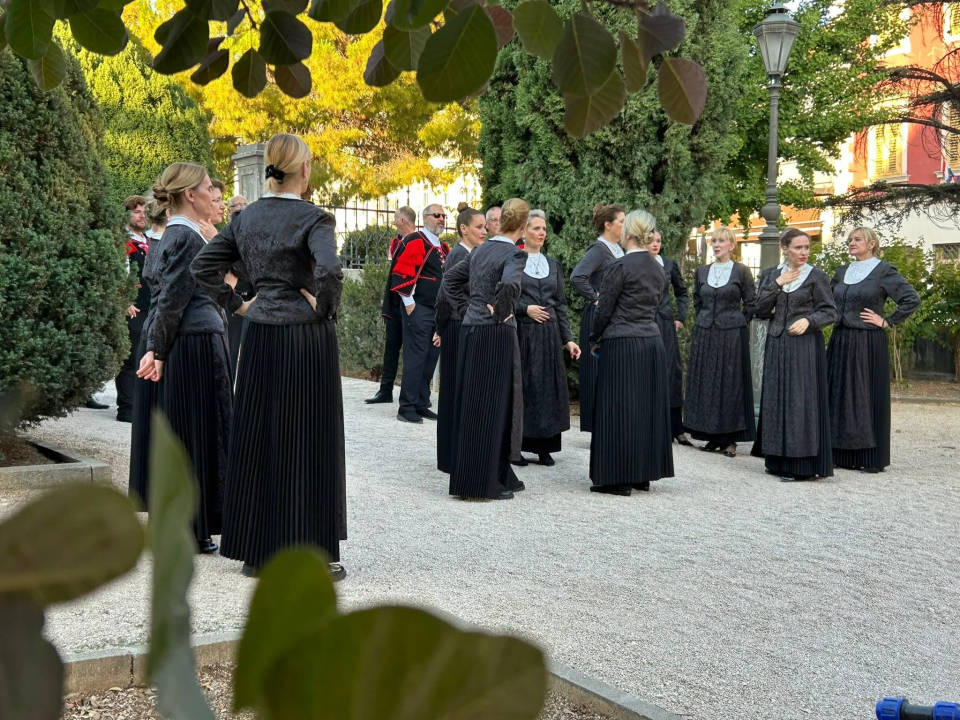 Šibensko pjevačko društvo Kolo snima spot za pjesmu 'Kruna kralja Tomislava'