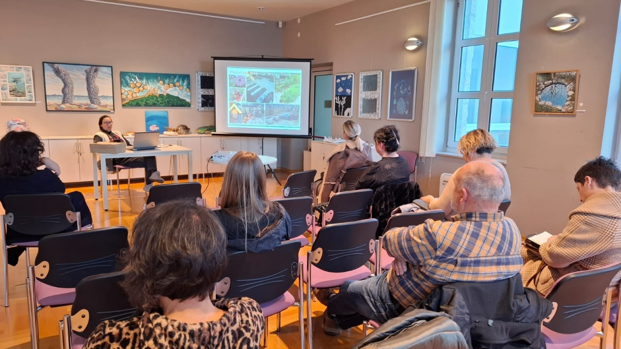 Učenici Katoličke škole u Šibeniku 'Zavrtjeli krug promjena'