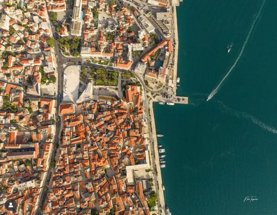 Kadrovi Šibenika iz zraka fotografa Borisa Trogrančića oduzimaju dah