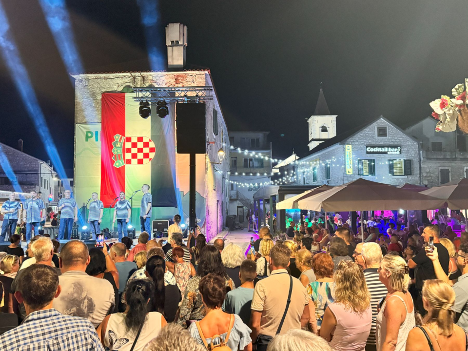 Ribarska fešta u Pirovcu