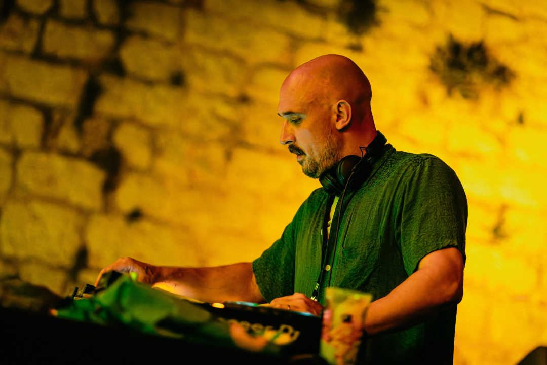 Kyoto Jazz Massive u proširenom sastavu oduševio publiku na tvrđavi sv. Mihovila  