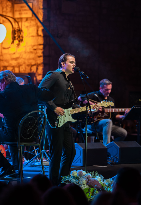 FOTO Đani Stipaničev i klapa Preženca trijumfirali na 28. Dalmatinskoj šansoni