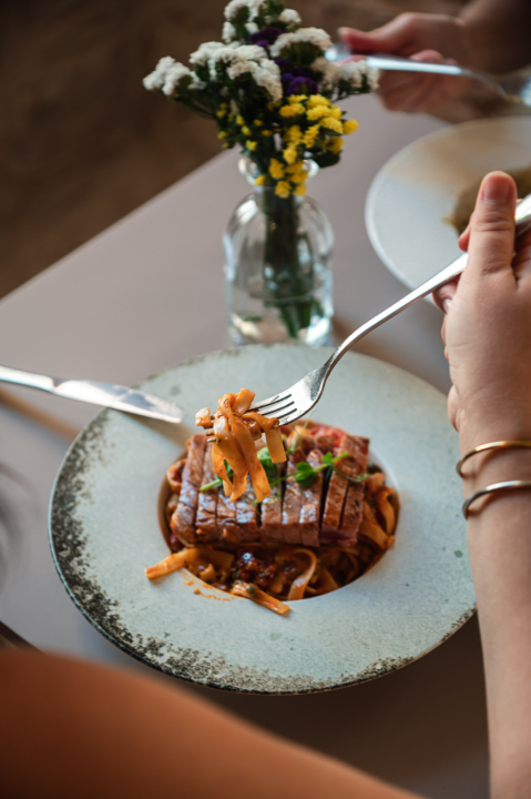 Ručak u srcu Šibenika: Četiri restorana koja vrijedi posjetiti!